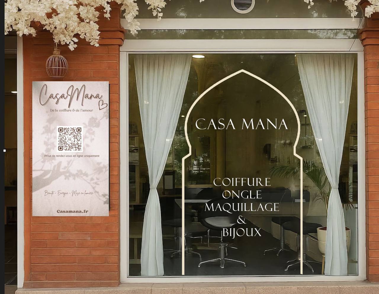 Intérieur du salon de coiffure Casa Mana à Toulouse